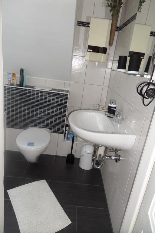 Apartment Flughafenapartement Sky View