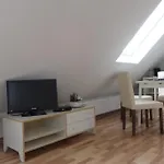 Flughafenapartement Sky View