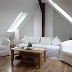 Flughafenapartement Sky View * Düsseldorf